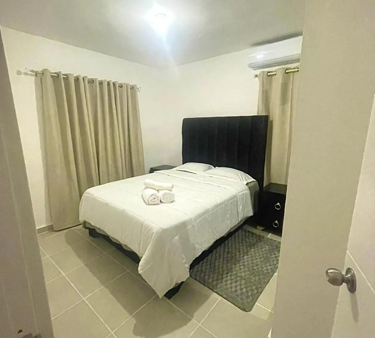 Modern And Cozy 3-Bedroom Apartment In Santo Domingo